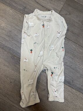 Kyte Baby Cream Lamb Print Sleeveless One-Piece